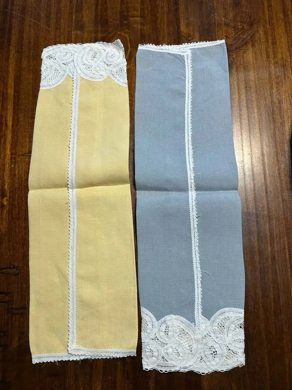 Vintage Linen Lace Pastel Blue and Yellow Handkerchiefs Grannycore